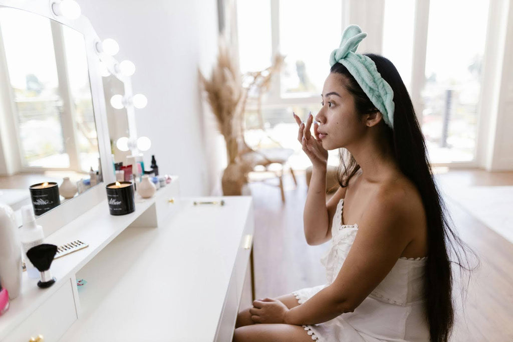 How To Incorporate a Built-In Vanity Table Into Your Closet